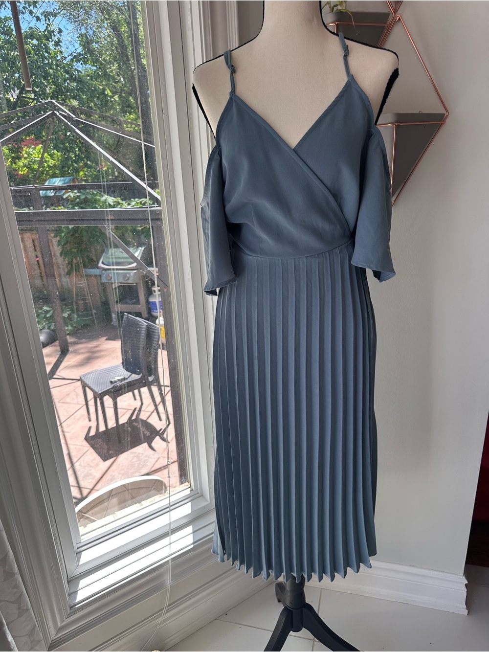 NWT BOOHOO V-Neck Cold-Shoulder Pleated Midi Wrap Dress Slate Blue Size 12